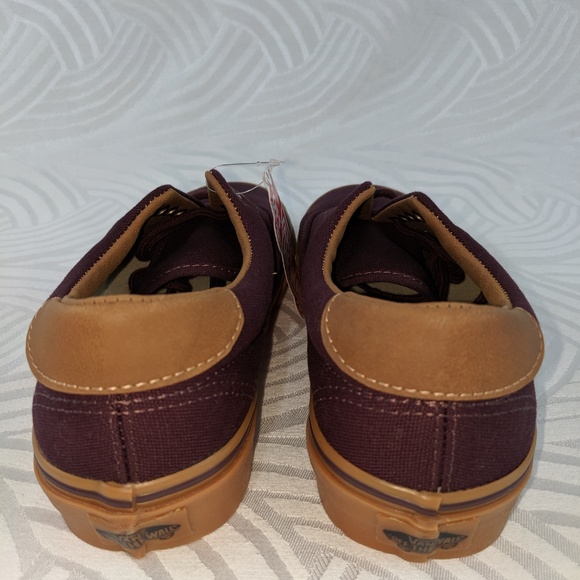 vans era 59 wine tasting